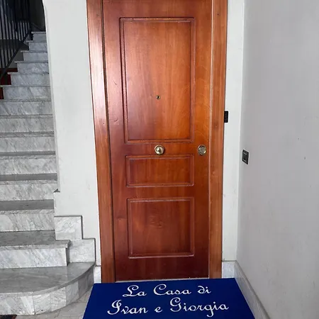 La Casa Di Ivan E Giorgia Apartment *